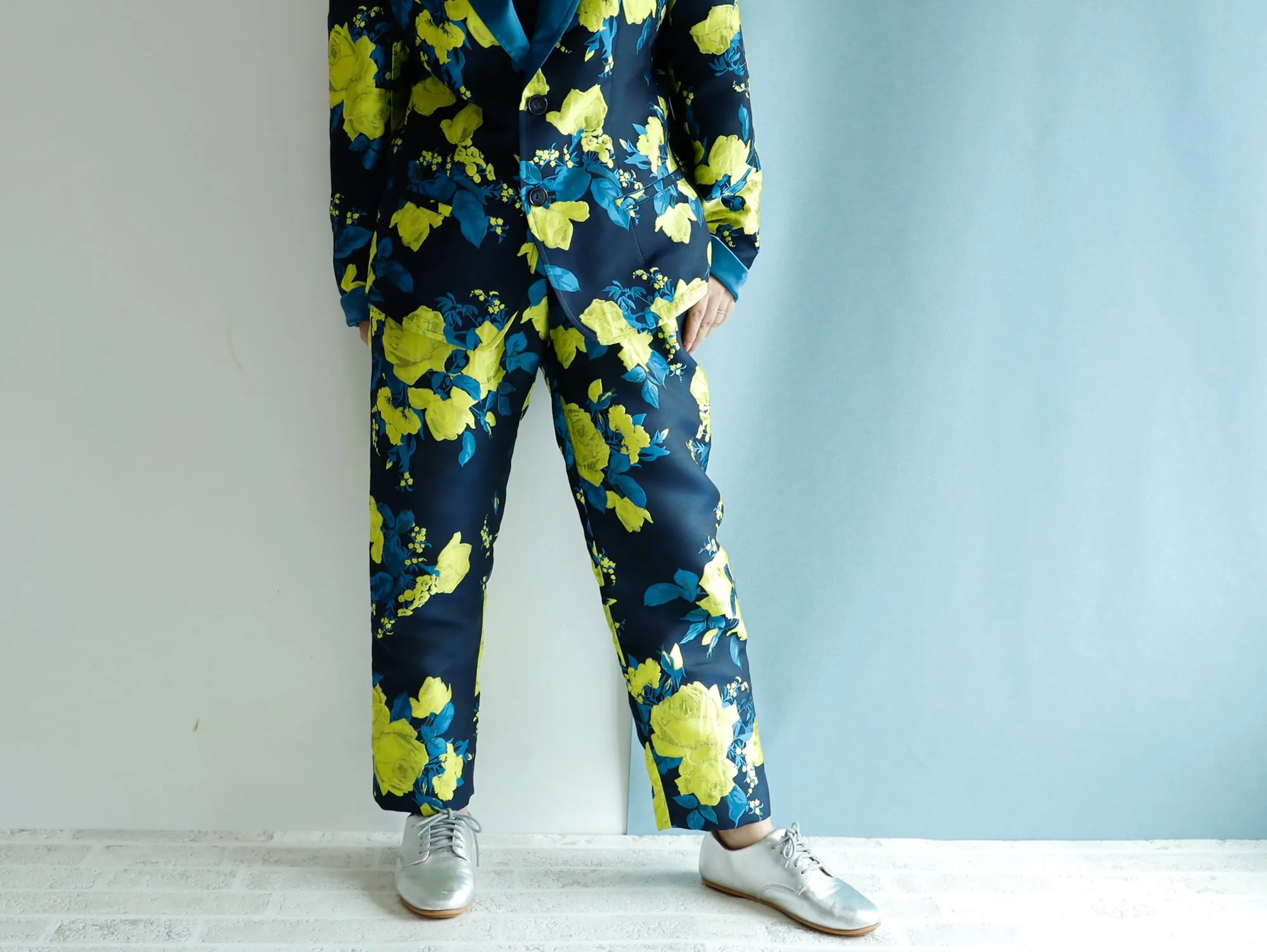 <P10RY> EUROPEAN ROSE  Yellow-Tapered Pants